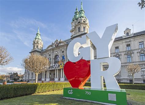 Győr, Love.hu